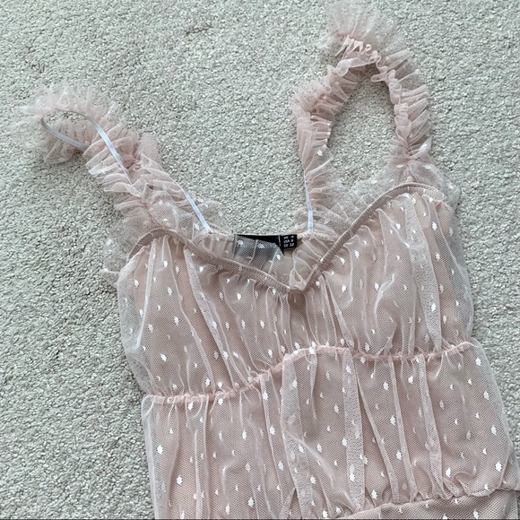 PrettyLittleThing Pink Ruffle Bodysuit - Picture 4 of 13